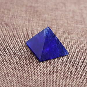 Pyramid-Finest Big  Blue Melting Quartz  Pyramids  Gemstone 1.18 Carved Pyramidal Crystal Healing Crafts