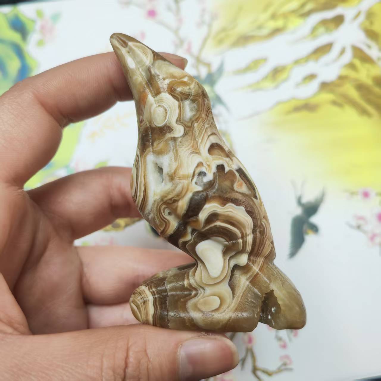 Hand Carved Dark Chocolate Calcite Bird Crystal Raven Crystal Gift Home Decoration Spiritual Gifts