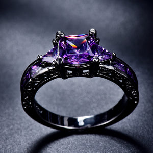 Elegant Vintage Engagement Ring with Princess Cut Purple Stone - Perfect Luxury Wedding Gift for Her, Ideal for Special Occasions