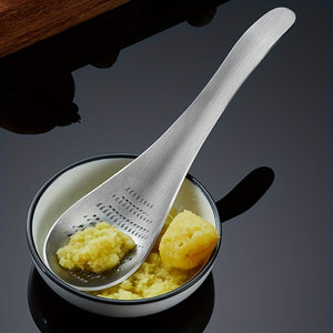 Stainless Steel Ginger-Garlic Puree Spoon - Ergonomic Manual Kitchen Masher for Fresh Spices