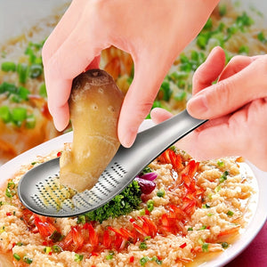 Stainless Steel Ginger-Garlic Puree Spoon - Ergonomic Manual Kitchen Masher for Fresh Spices