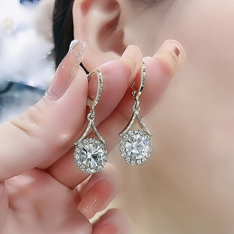 Elegant Aurora French-Inspired Cubic Zirconia Drop Earrings - Dazzling Luxurious Sparkle with Exquisite Design, Perfect for Weddings, Partie