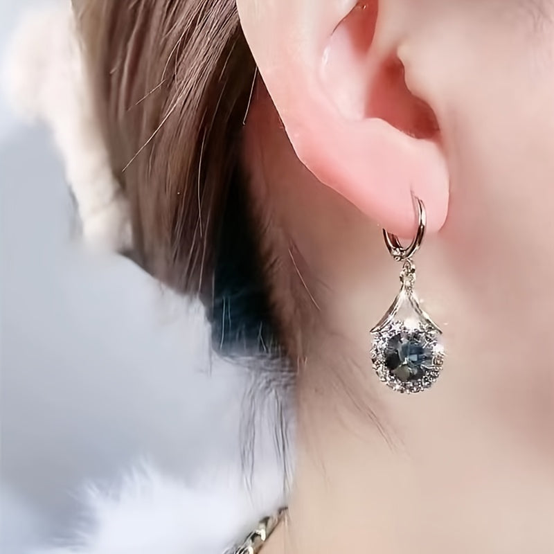 Elegant Aurora French-Inspired Cubic Zirconia Drop Earrings - Dazzling Luxurious Sparkle with Exquisite Design, Perfect for Weddings, Partie