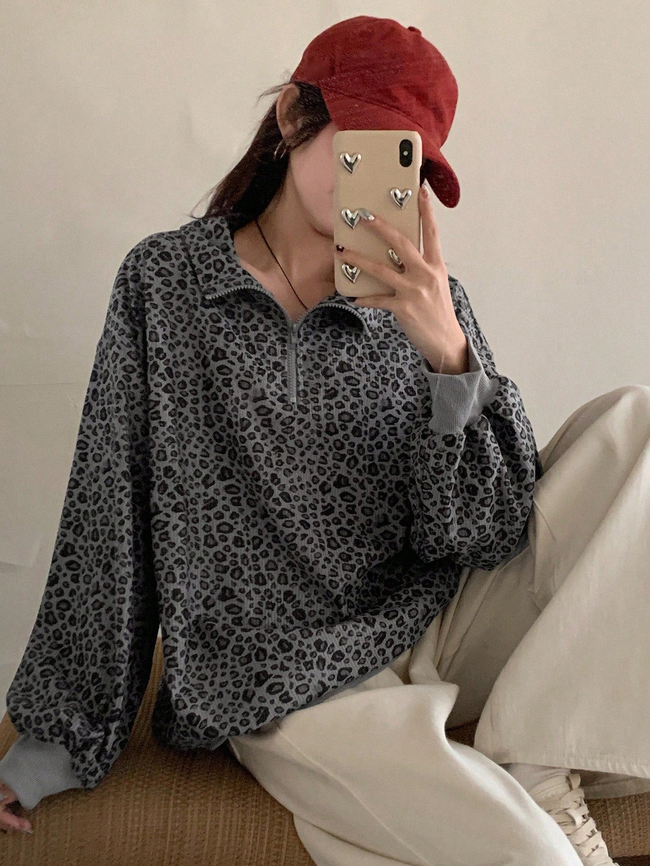Livesso Women Casual Zip Up Front Long Sleeve Leopard Print Sweatshirt