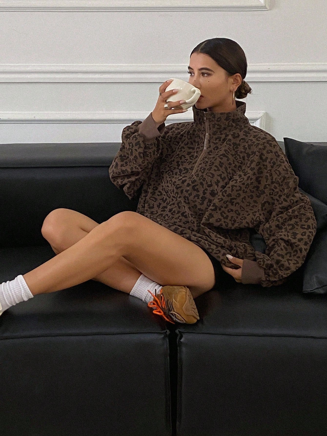 Livesso Women Casual Zip Up Front Long Sleeve Leopard Print Sweatshirt