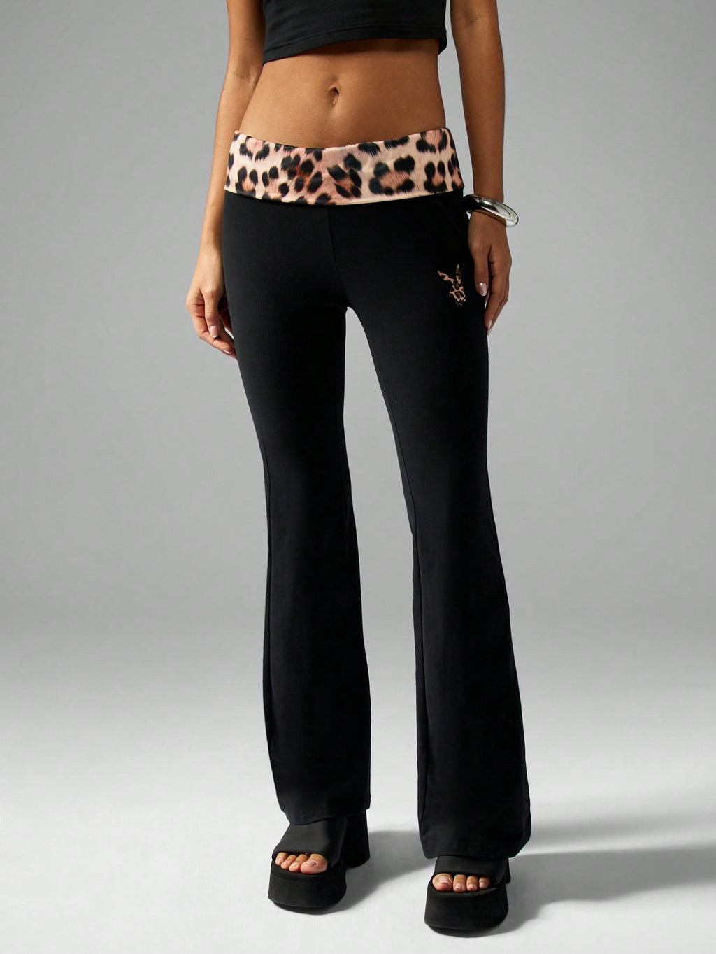 MISSGUIDED Missguided x Playboy Leopard Print Waistband Yoga Pants High Rise Flare Bottom Dance Studio Lounge Wear Fall Winter Fashion Y2K Retro Bell Bottom Pants Everyday Casual Wear