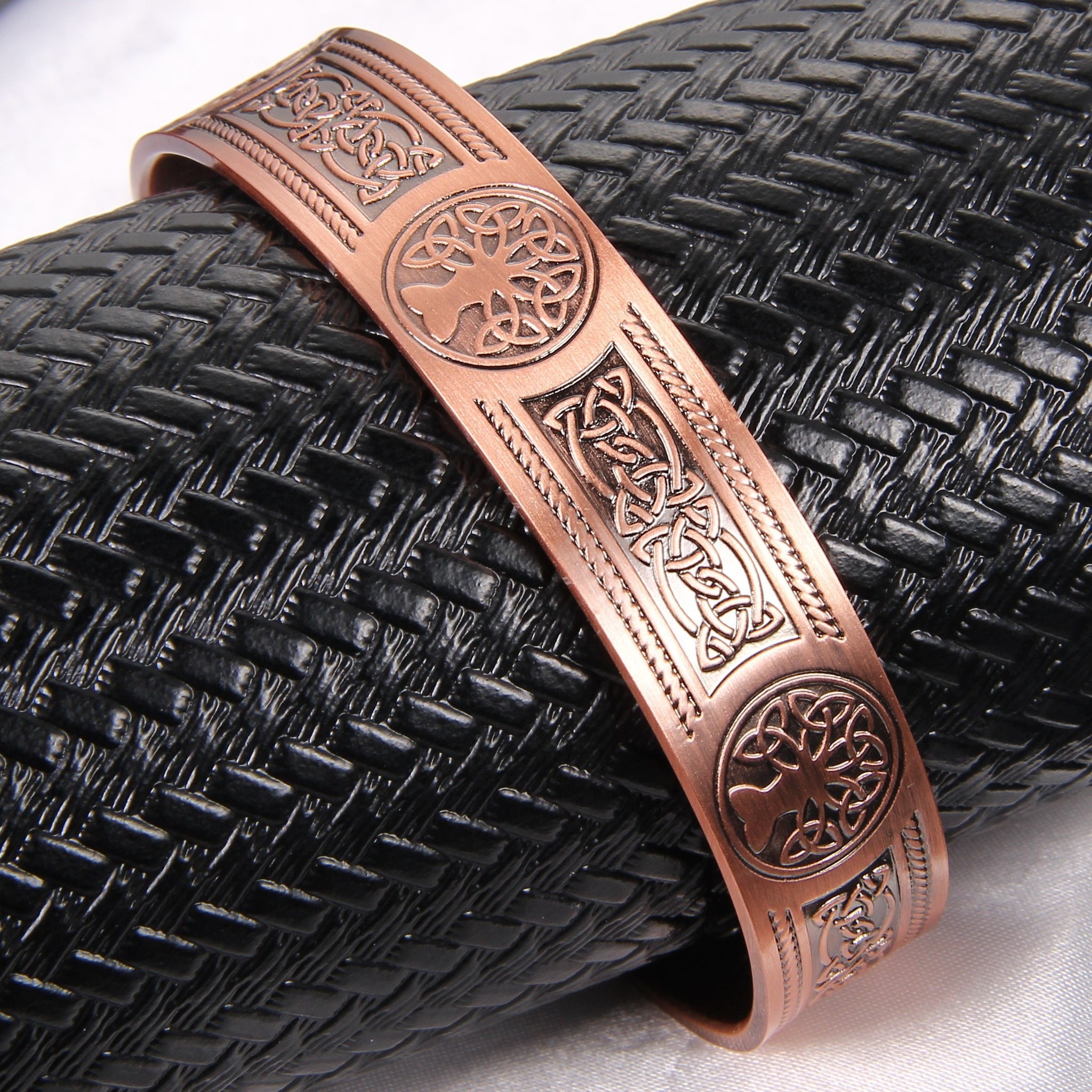 1pc Copper Magnetic Bracelets For Men Women, Upgrade Tree Of Life Pattern Copper Brazaletes With 6pcs Ultra Strong Magnets, Adjustable Size