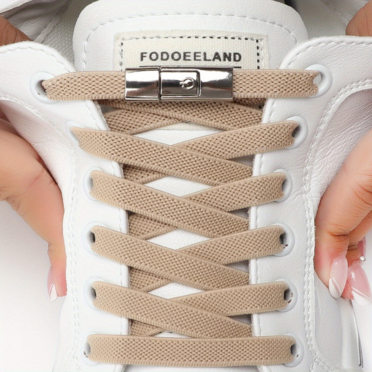 1pair Stylish and Comfortable Women's White Sneakers with Buckles - No More Hassle with Laces!