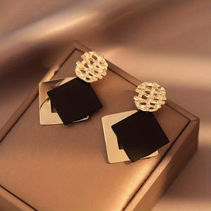 European And American Black Large Rhombus Earrings Female Personality Glossy Design Sense Exaggerated Fashion Square Exquisite Ear Jewelry