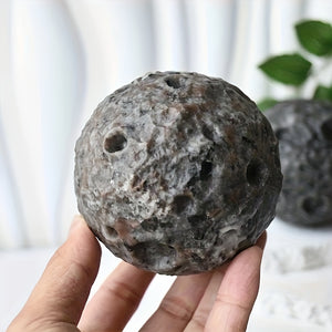 1PC Natural Carved Yooperlite Moon, Syenite Rich Fluorescent Sodalite, UV Light Reactive Crystal For Home Decoration