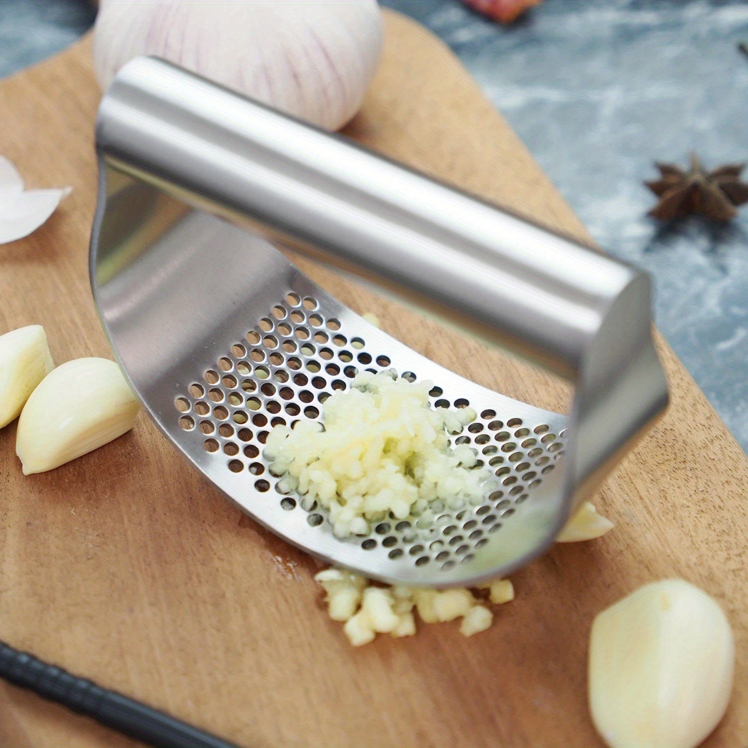 1pc, Garlic Press, Stainless Steel Garlic Press, Rocker Metal Garlic Mincer, Washable Garlic Crusher, Kitchen Garlic Chopper, Garlic Masher,