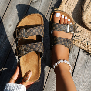 New Summer Casual Outdoor Beach Slip-On Comfortable Flat Slippers