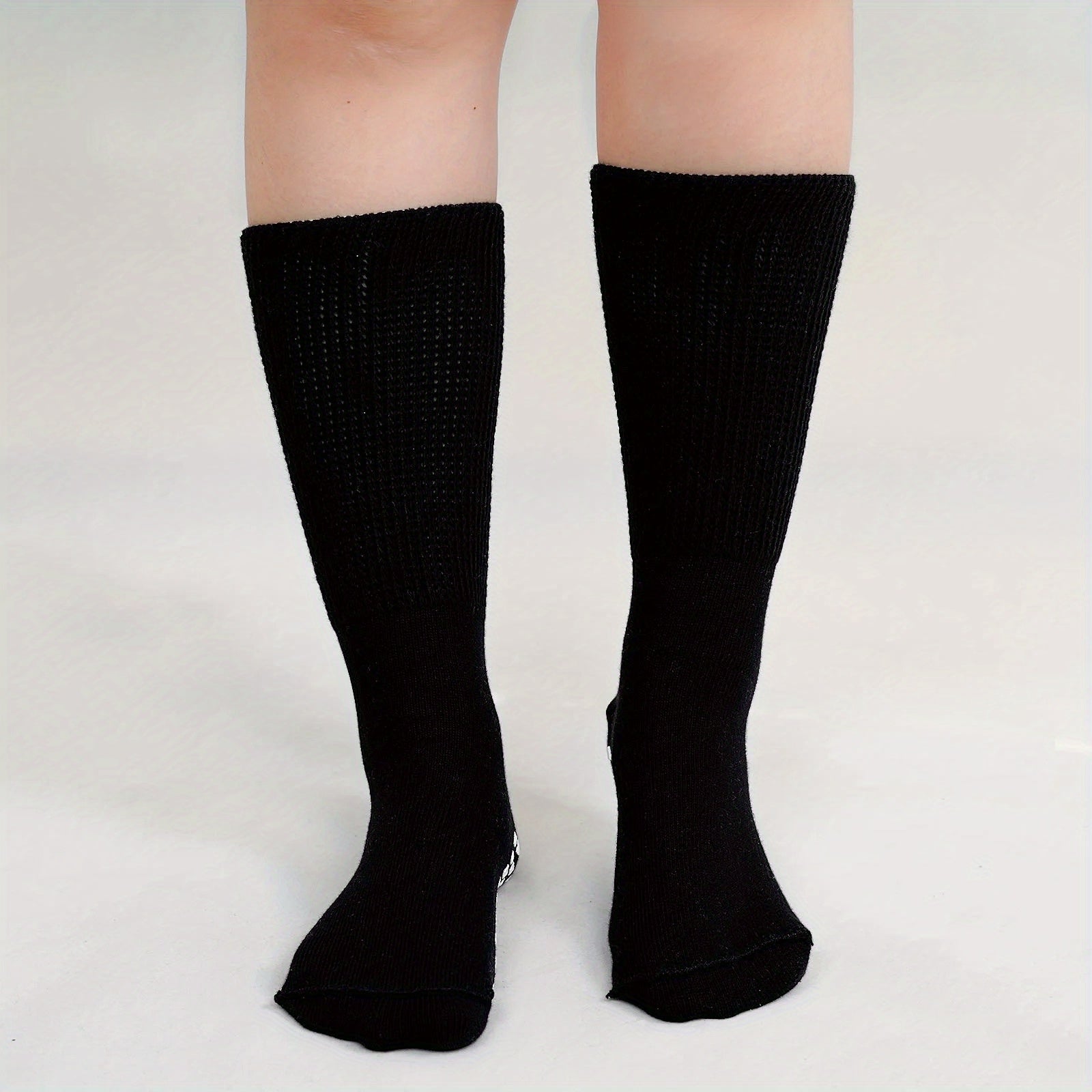 [3 Pairs Diabetic Socks] 3 Pairs Non Slip Diabetic Socks for Men Women, Extra Wide Calf Socks for Swollen Feet, Hospital Socks with Gripper, Size 10-13, White
