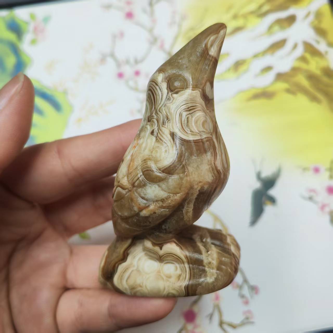 Hand Carved Dark Chocolate Calcite Bird Crystal Raven Crystal Gift Home Decoration Spiritual Gifts