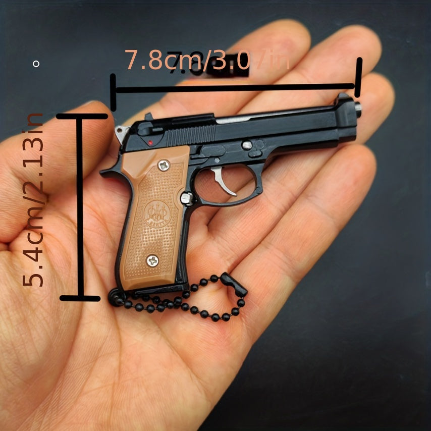 Halloween GiftTactical Model Gun Hanging Decoration For Men, Small Gun Model Keychain For Men, Plastic Pistol Keychain, Buckle Decoration Sm