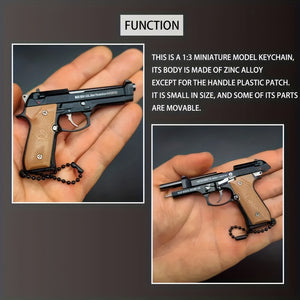 Halloween GiftTactical Model Gun Hanging Decoration For Men, Small Gun Model Keychain For Men, Plastic Pistol Keychain, Buckle Decoration Sm