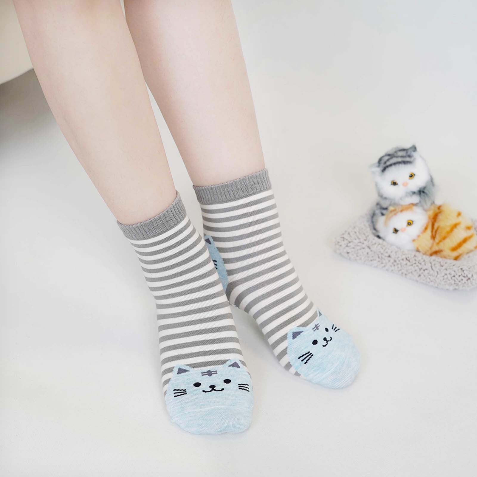 5 Pairs Women's Non-Slip Grip Socks with Cute Cartoon Cat Design - Anti-Skid Sole, Multi-Color Striped & Polka Dot Patterns, All-Season Machine Washable for Fitness, Training & Casual Wear, Casual Wear Socks | Cute Cat Socks | Durable Grip Socks, Cute Soc