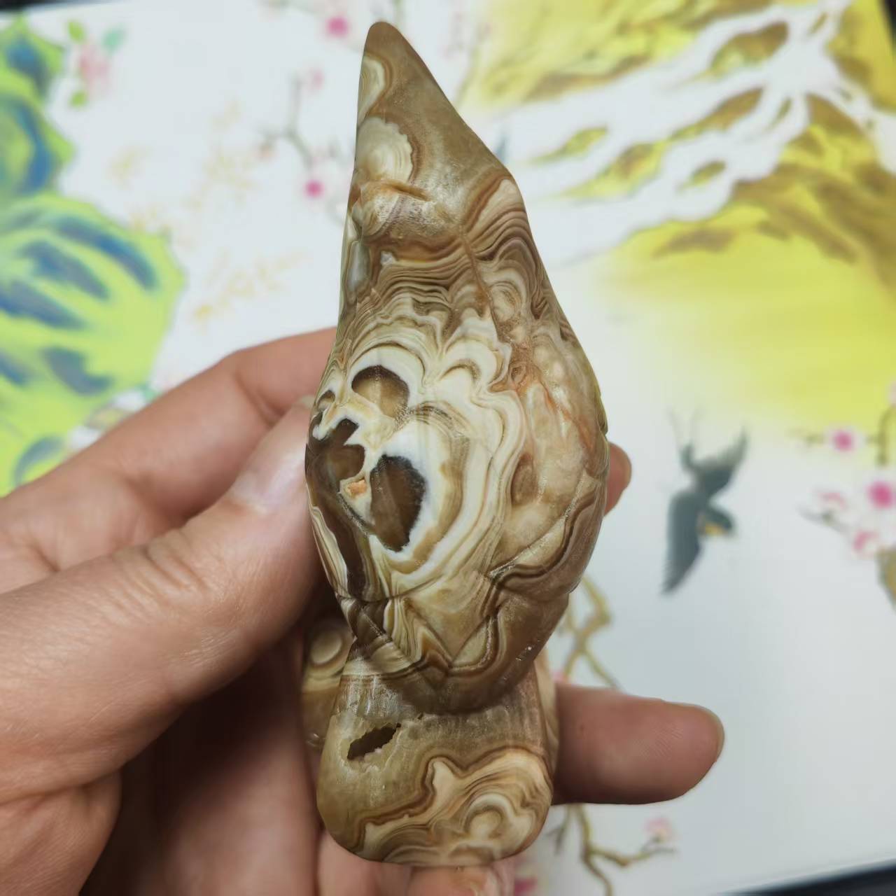 Hand Carved Dark Chocolate Calcite Bird Crystal Raven Crystal Gift Home Decoration Spiritual Gifts