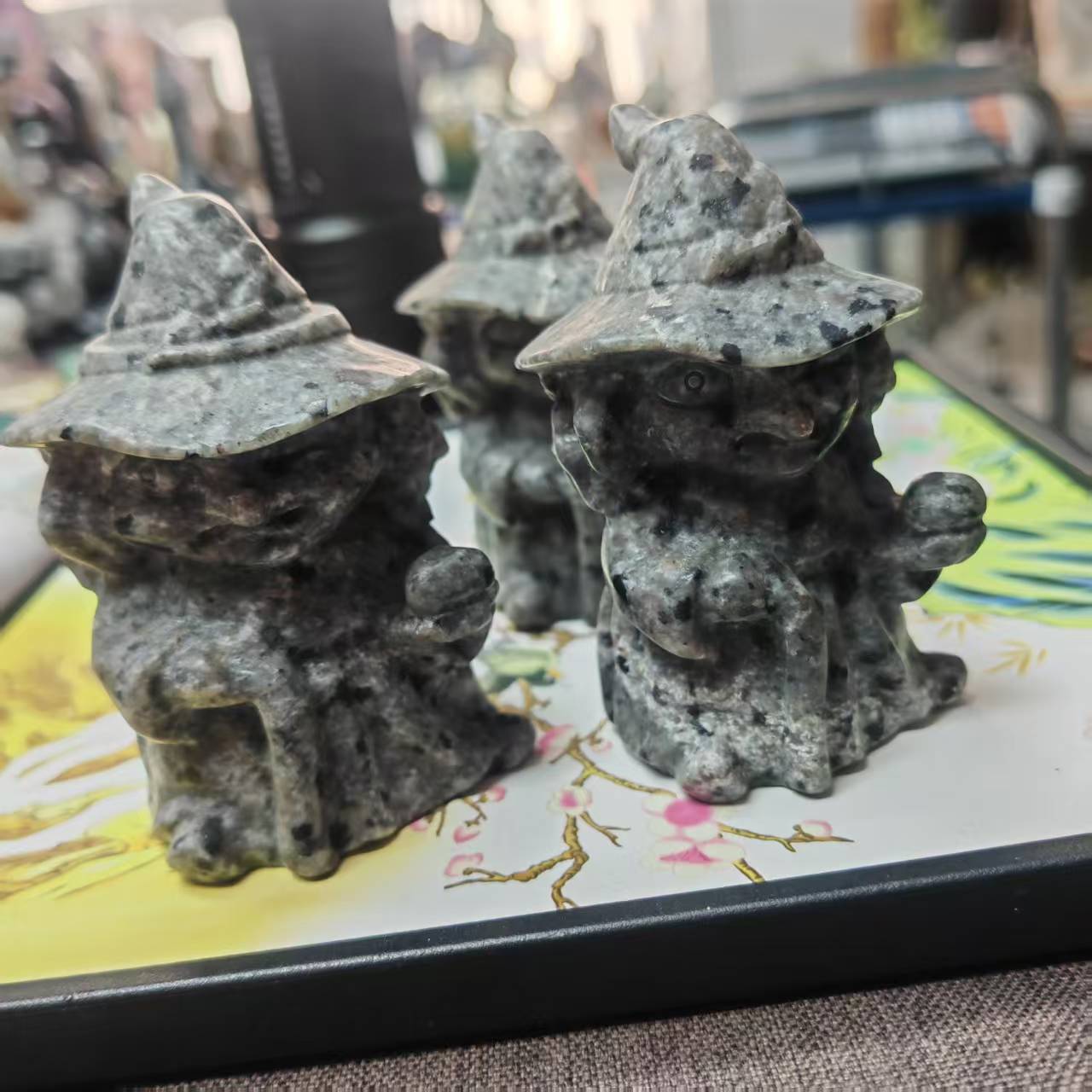 Yooperlite Witches Halloween Decoration Crystal Gifts Spiritual Gifts Family Decorations