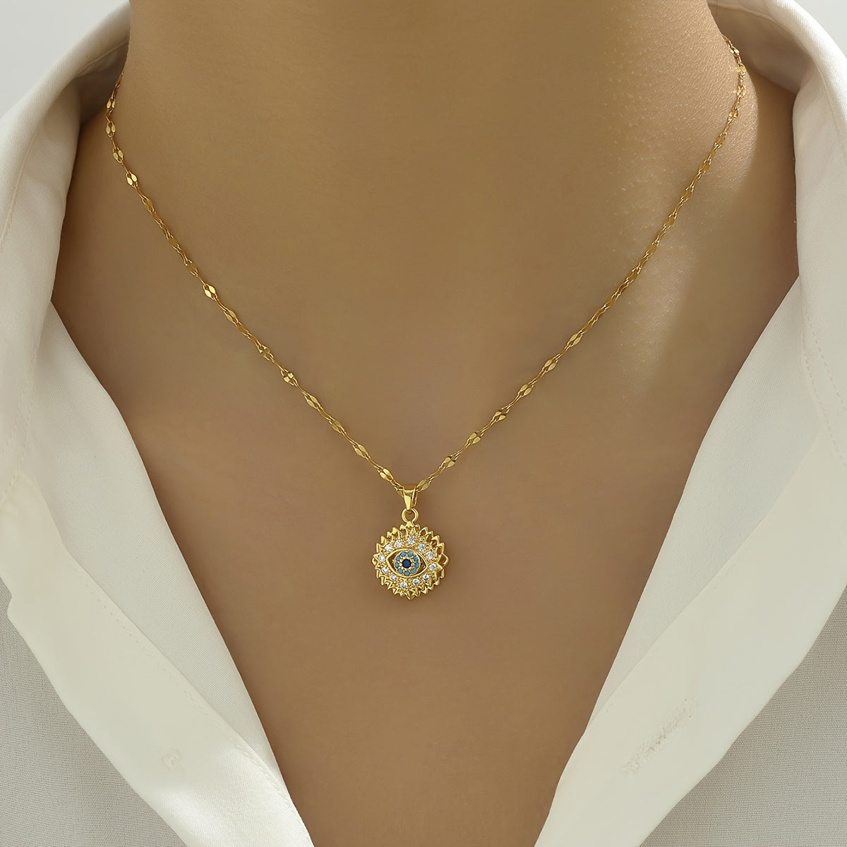 [Golden Lip Chain] Golden Stainless Steel Lip Chain Necklace - Retro Fashion Trend, Simple, Suitable for Men and Women, Couples, Street, Daily, Party, Christmas, Halloween, with Golden-plated Cubic Zirconia Round Rotating Blue Eyes and Studded Zirconia, O