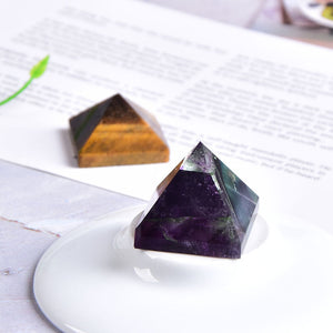 Natural Fluorite Crystal Pyramid Quartz Healing Stone Chakra Reiki Crystal Tiger Eye Point Home Decor Crafts Of Gem Stone 1PC