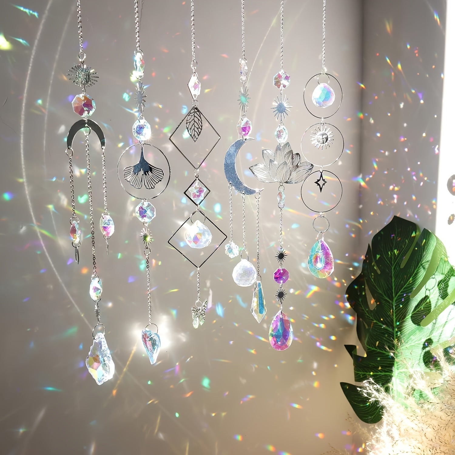 6pcs Colorful Crystals Suncatcher Hanging Sun Catcher With Chain Pendant Ornament Crystal Balls For Window Home Garden Christmas Day Party W