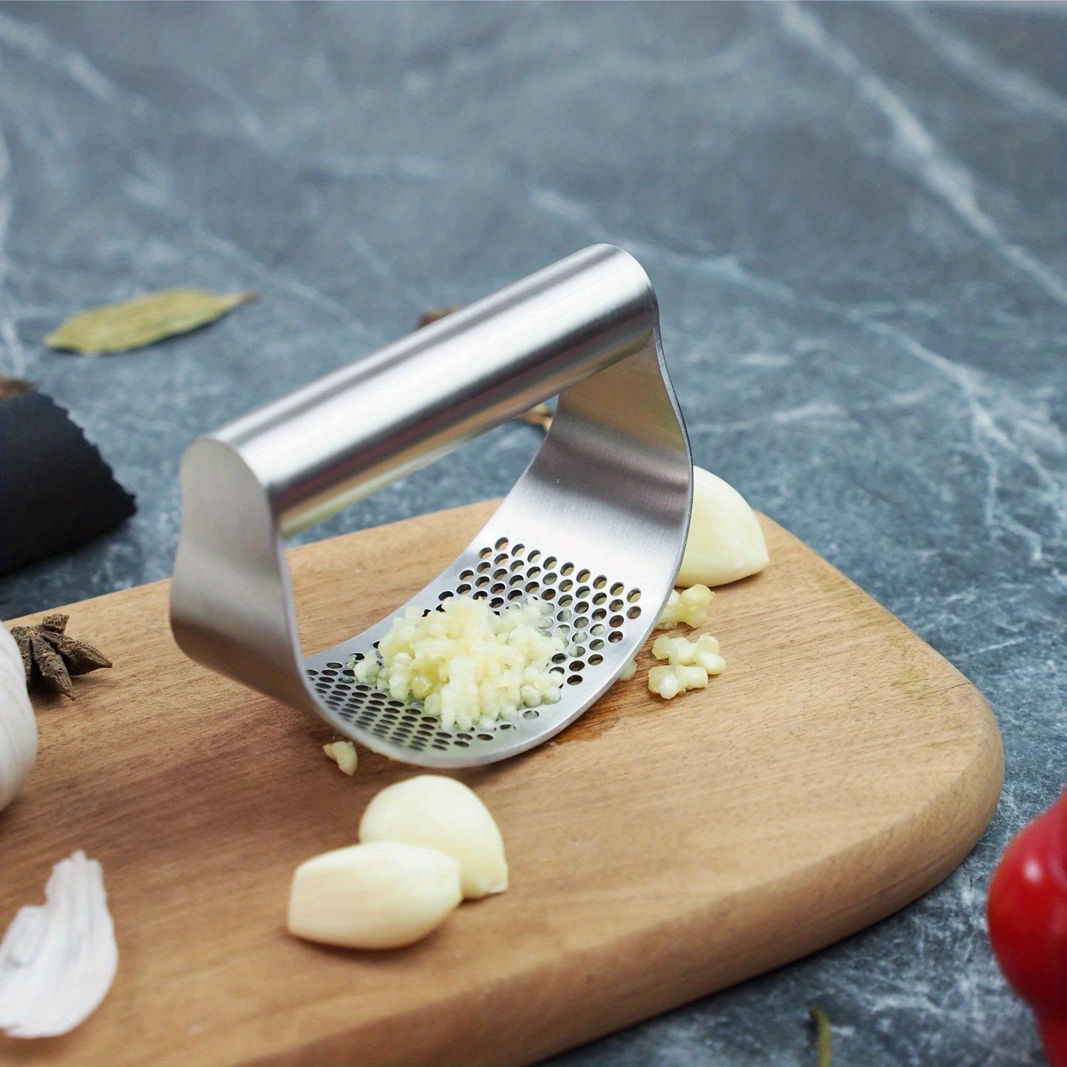 1pc, Garlic Press, Stainless Steel Garlic Press, Rocker Metal Garlic Mincer, Washable Garlic Crusher, Kitchen Garlic Chopper, Garlic Masher,