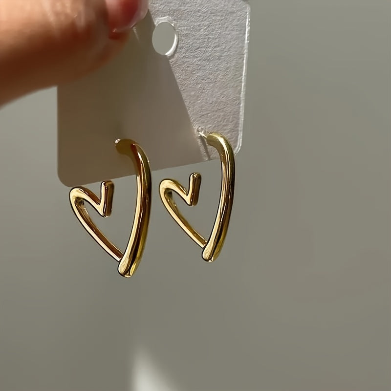 1 Pair Elegant 18K Golden Plated Hollow Heart-Shaped Hoop Earrings for Women, Cute 304 Stainless Steel, Hypoallergenic, Non-Fading, Versatil