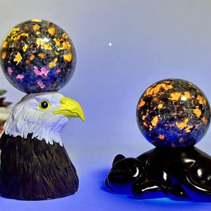 5CM+ Natural Yooperlite Hand Carved Sphere,Crystal Quartz Ball,Home Decor,Reiki healing,Energy Crystal Ball,Crystal gift 1PC (Free Base）