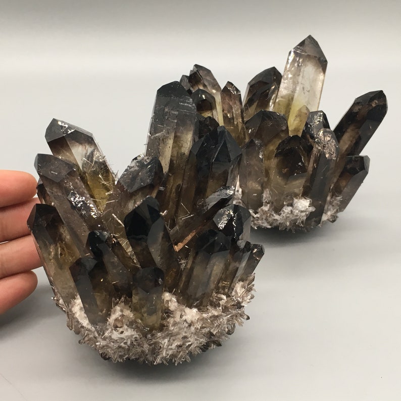 1PC Natural Smoky Quartz crystal Cluster,crystal VUG,Mineral samples,Home decoration,Crystal collection,Degaussing stone,Reiki healing 420g+
