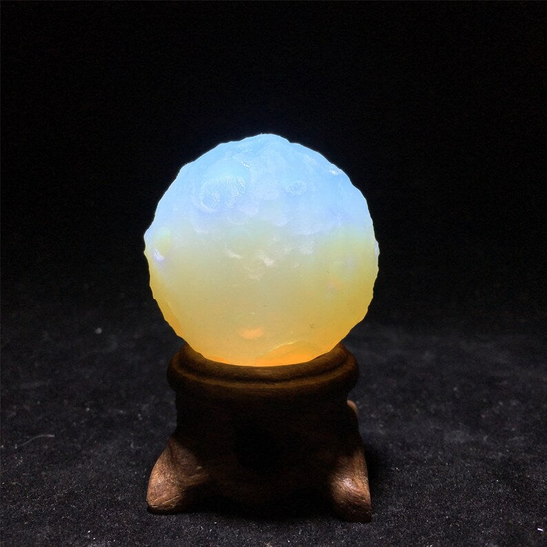 1pc Opalite Quartz Moon,Crystal Moon,Mineral samples,Crystal carving,Reiki Healing,Crystal collection,home decoration,Crystal Gift 80g+