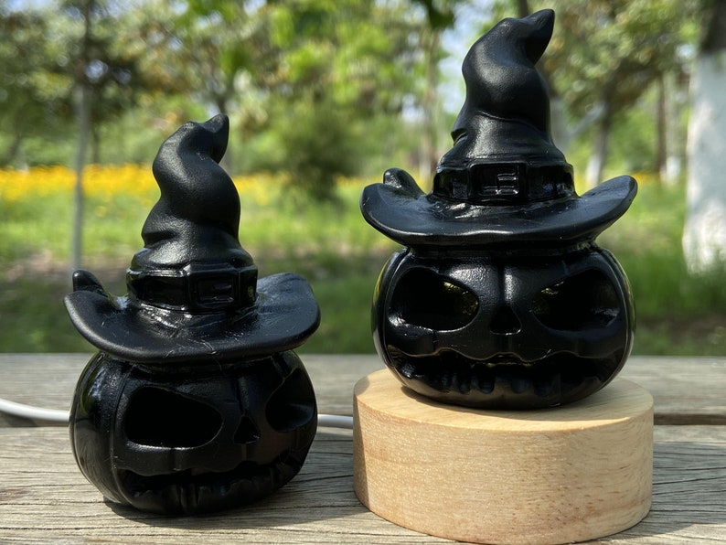 3'' Natural Hand carved Obsidian pumpkin，Halloween gift，crystal skull，quartz crystal，crystal pumpkin Flurescent lamp（USBport）
