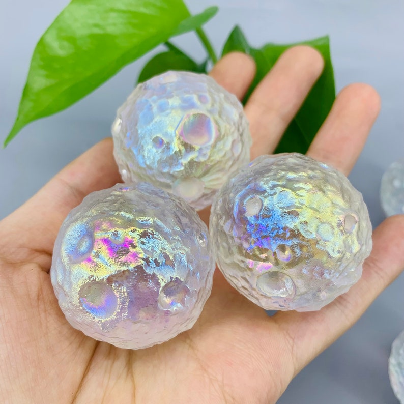 2pcs Titanium Rainbow Moon,Quartz Moon,Mineral samples,Crystal carving,Reiki Healing,Crystal collection,home decoration,Crystal Gift 160g+
