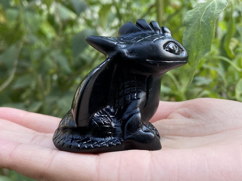 2'' Natural Hand carved Obsidian Dragon，Birthday gift，Quartz Crystal，Halloween gift，Crystal energy, Crystal ornament，Crystal Healing