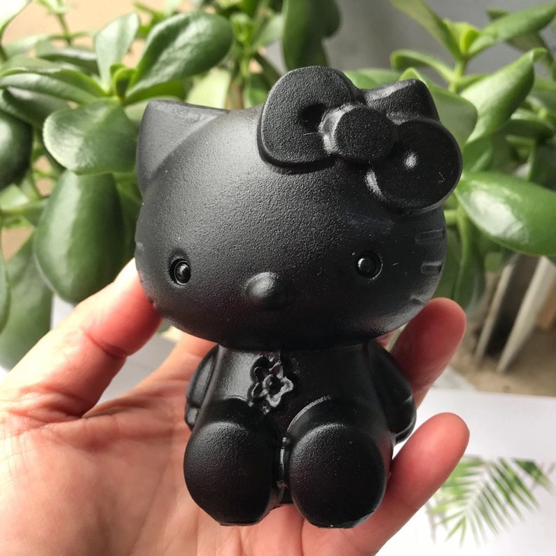 Obsidian Crystal Carved Cat,Carving Kitty,Housewarming Gift, Home Decor ,Healing crystal and stone E040329