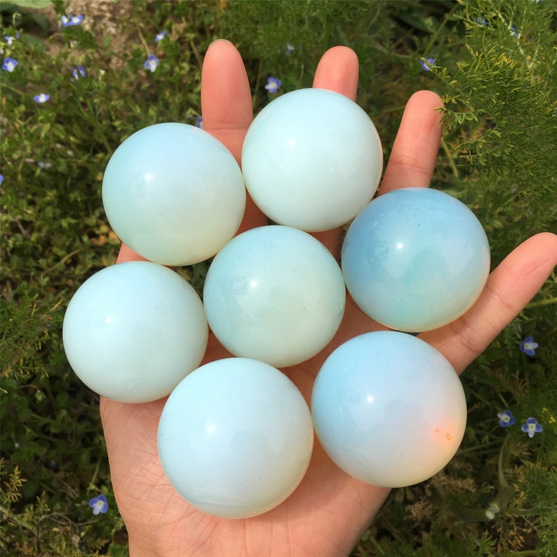1PC 30mm Opalite Sphere,Quartz Crystal Ball,Crystal Healing,Crystal Gifts,Home Decoration,Mineral Specimen,Divination Ball,Prophecy Ball 80g