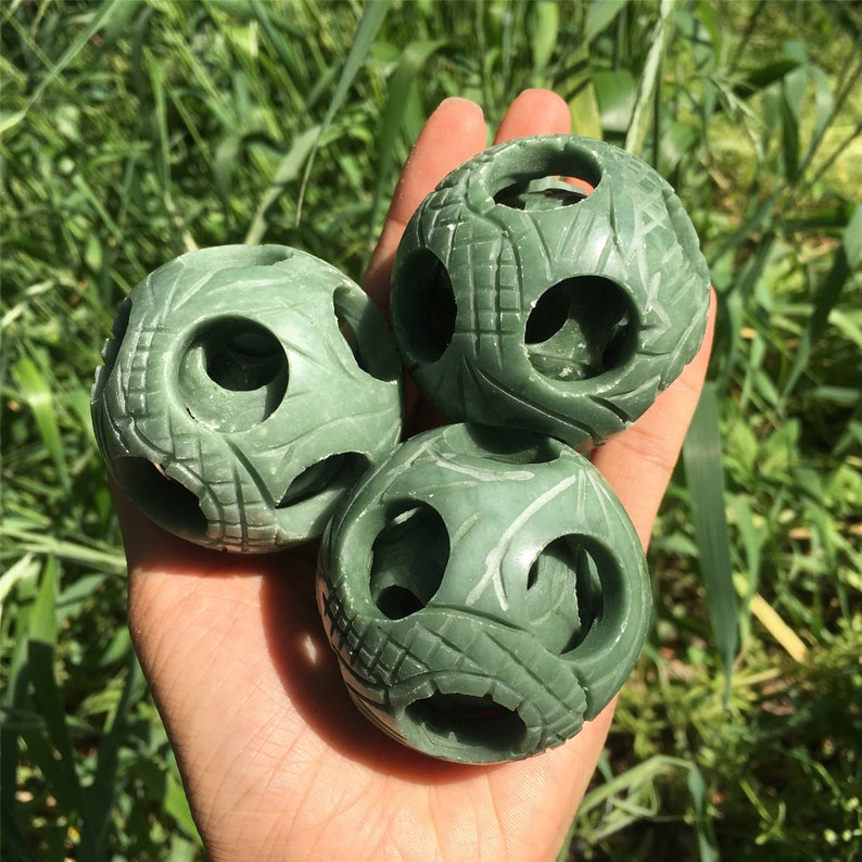 1PC 50mm+ Natural Green Jade Exquisite Ball,Quartz Sphere,Crystal Ball,Crystal Heal,Crystal Collection,Divination Ball,Prophecy Ball 100g+