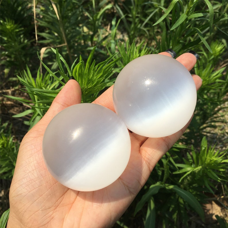 1PC 45mm+ Natural Selenite Sphere,Quartz Crystal Ball,Home Decoration,Rock,Divination Ball,Mineral Specimen,Reiki Healing,Crystal Gift 150g+