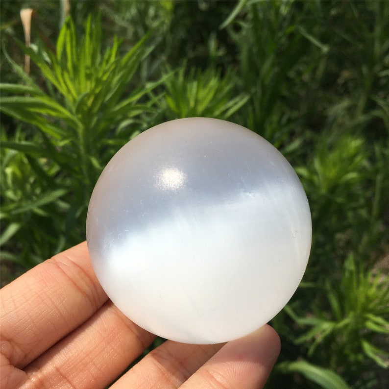 1PC 45mm+ Natural Selenite Sphere,Quartz Crystal Ball,Home Decoration,Rock,Divination Ball,Mineral Specimen,Reiki Healing,Crystal Gift 150g+