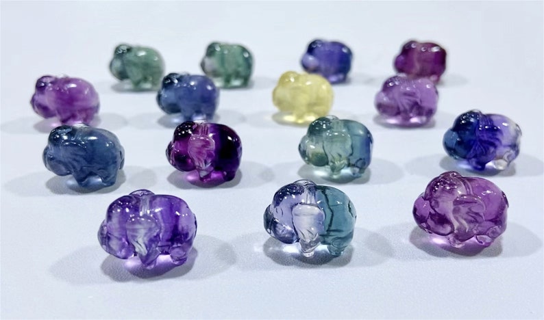 15mm+ Mini Natural Hand carved Fluorite elephant/Quartz Crystal/ Crystal elephant/Crystal ornament/crystal gift/Crystal healing