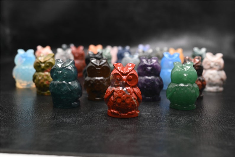 1.2'' Random Natural Hand carved Crystal Owl，Carved Owl ，Christmas gift，Quartz Crystal，ornament，Crystal Healing