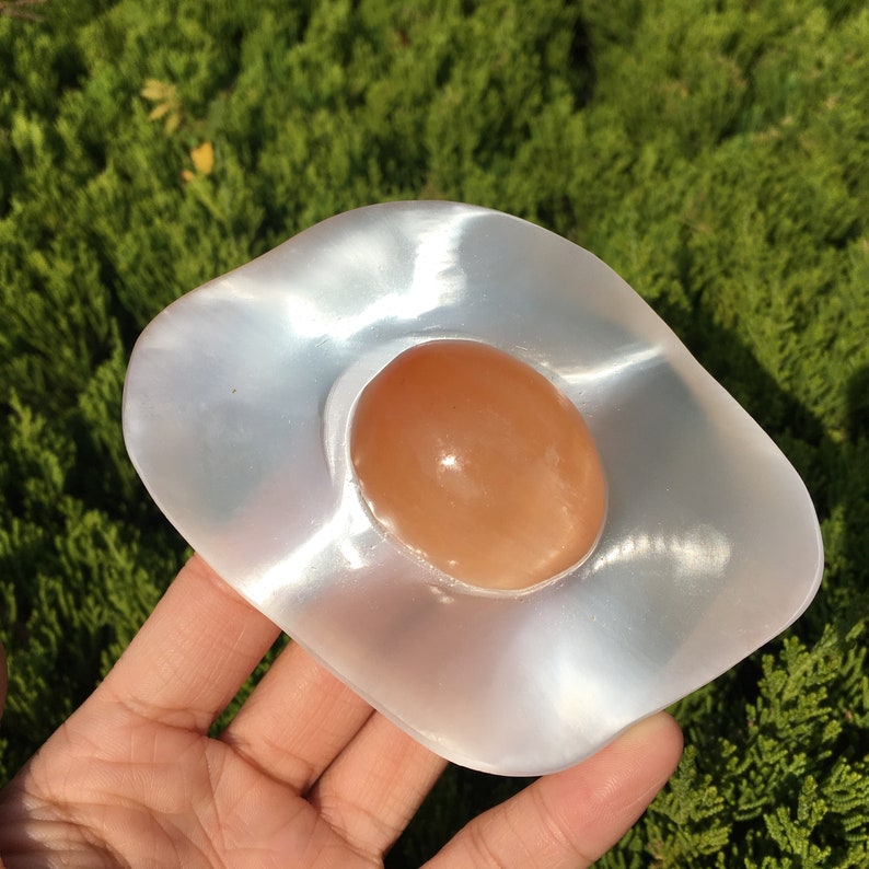 1PC Natural Selenite Poached Egg,Quartz Poached Egg,Selenite Poached Egg,Reiki Healing,Home Decoration,Crystal Gifts,Mineral Specimen 190g+