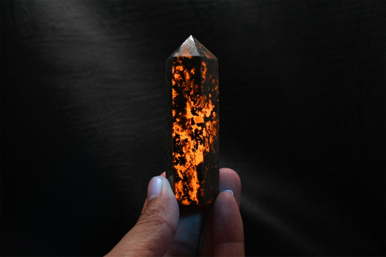 7-8cm+ Natural Hand carved Elixir Yooperlite obelisk/Quartz Crystal/Crystal gift/present/crystal obelisk wand/crystal Healing 1PC