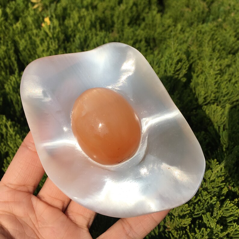 1PC Natural Selenite Poached Egg,Quartz Poached Egg,Selenite Poached Egg,Reiki Healing,Home Decoration,Crystal Gifts,Mineral Specimen 190g+