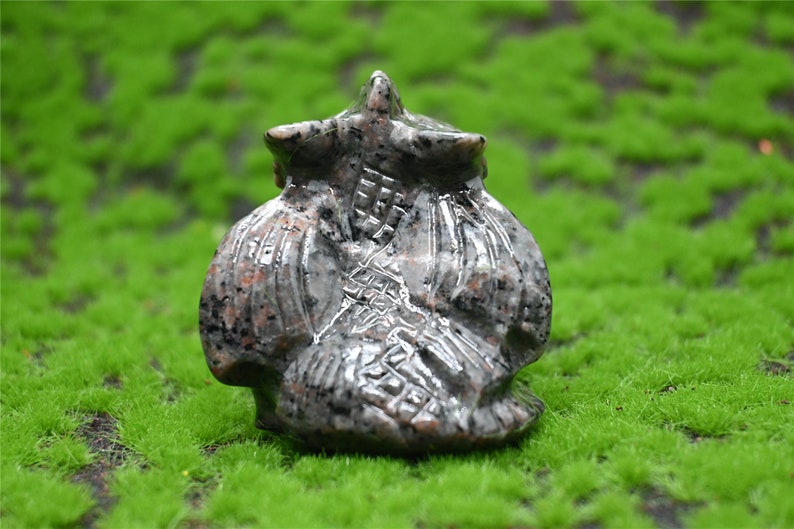 2'' Carved Yooperlite Dragon skull，carved Dragon，Crystal Dragon，Quartz Crystal，crystal decor，Crystal ornament，Crystal Healing