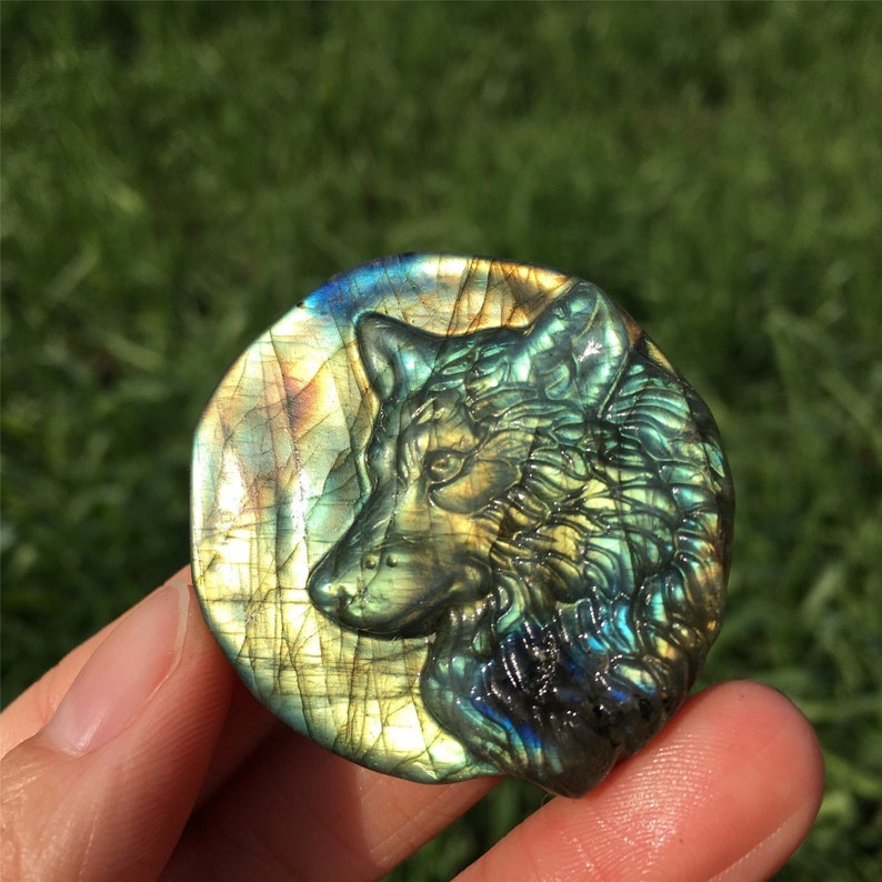 1PC Natural Labradorite Wlof Totem,Quartz Crystal Wlof Totem,Crystal Carved,Mineral samples,Home Decoration,Reiki healing,Crystal Gift 30g+