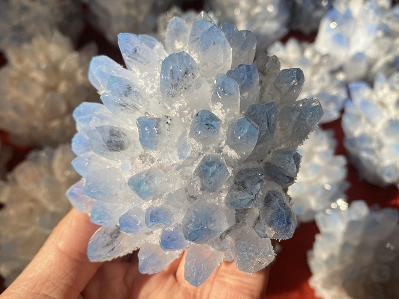 350g+ Natural Quartz Crystal Cluster,blue Cultivation in laboratory quartz cluster,Crystal VUG,Crystal cluster,mineral，Crystal Gifts 1PC