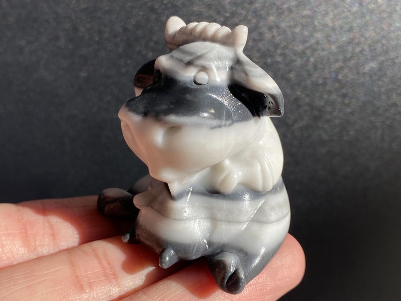 2.2" Natural Tai chi stone Carved cow，Crystal Carved cow，Tai chi stone Carved cow， Healing，cow carving，Christmas Gifts 1PC