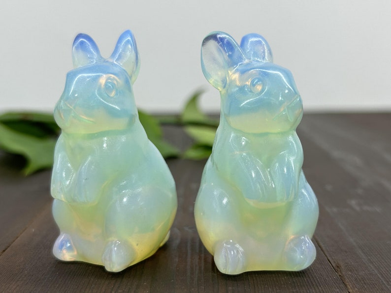 2.4" Opalite Carved Rabbit，Crystal Rabbit Carving,Opalite Rabbit，Home Decor，Reiki Healing Figurine，Christmas gifts 1PC