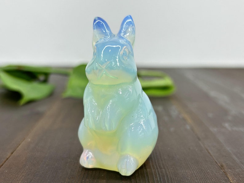 2.4" Opalite Carved Rabbit，Crystal Rabbit Carving,Opalite Rabbit，Home Decor，Reiki Healing Figurine，Christmas gifts 1PC